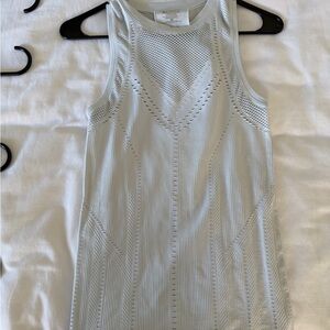 ☀️🌴NEW Athleta White Textured Tank Top